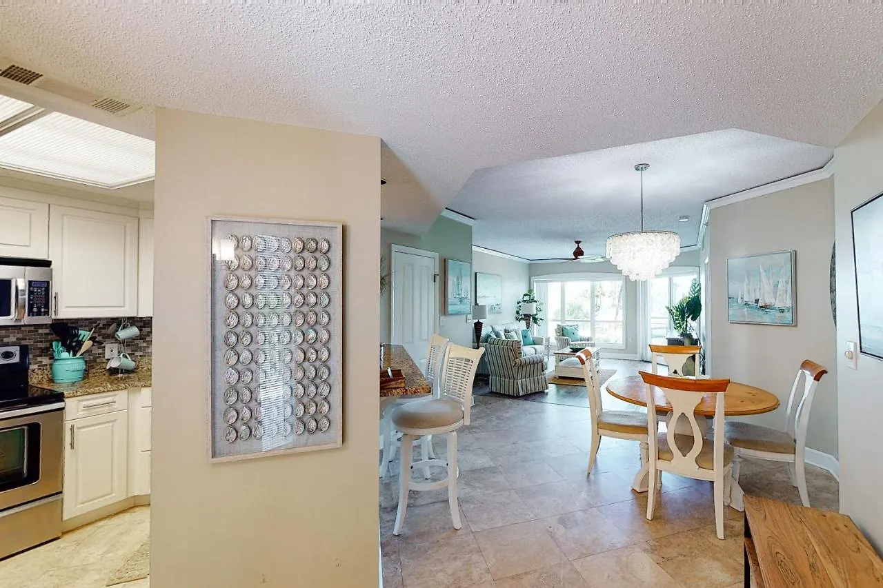 Windsor Court South Apartment *