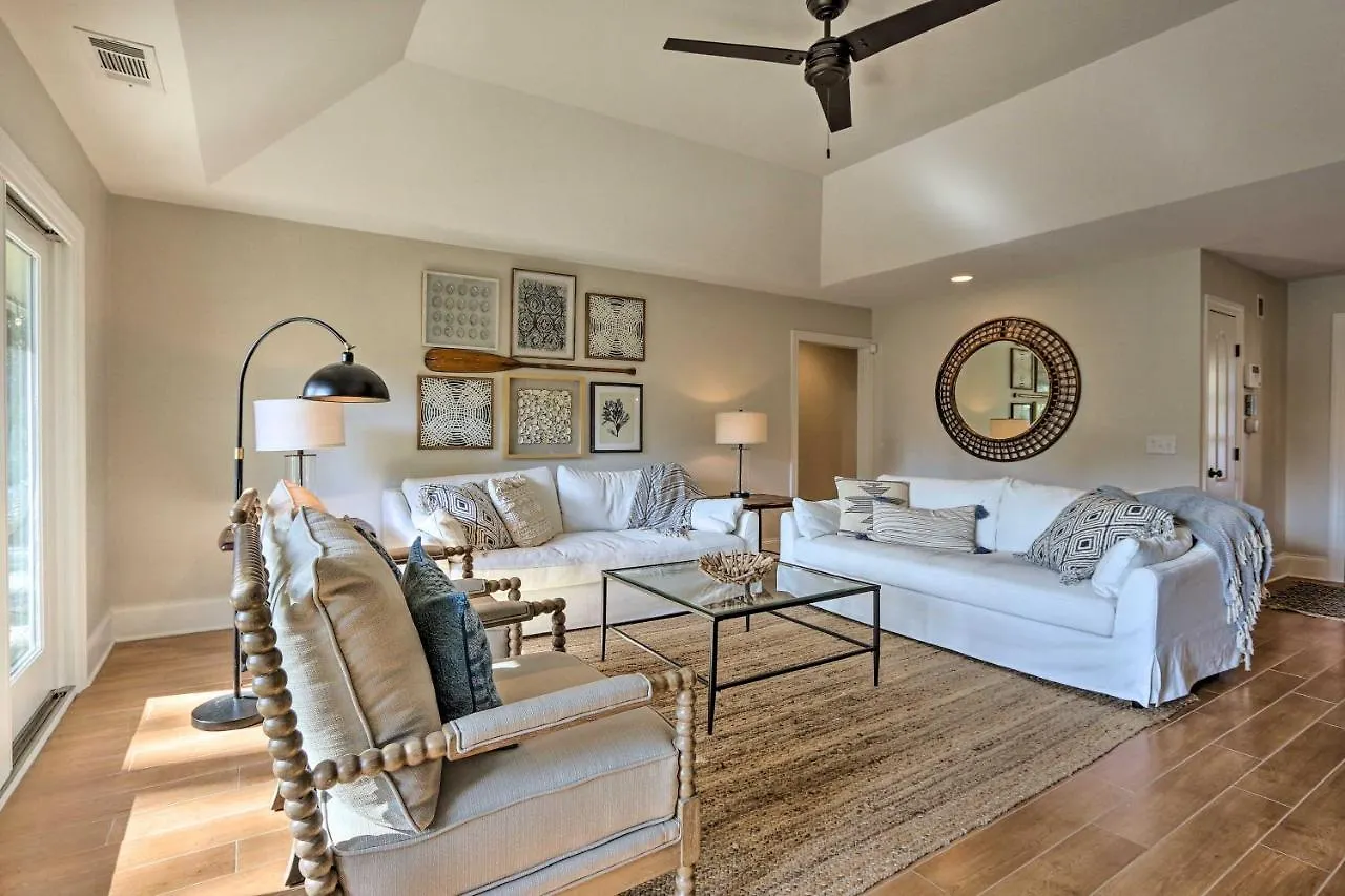 Modern Retreat With Patio And Bbq Less Than 1 Mi To Beach! * Hilton Head Island