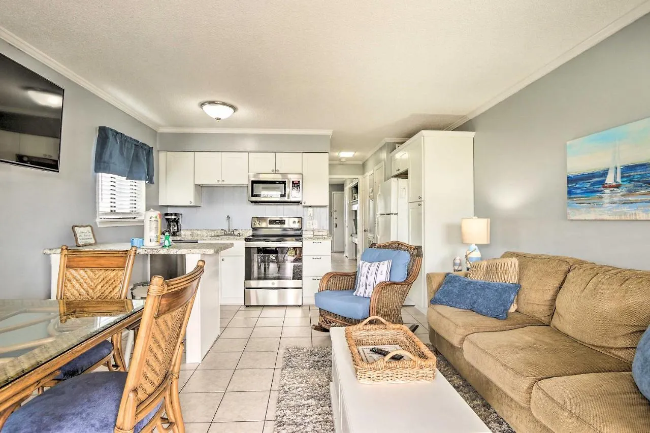 Daire Hilton Head Ocean-view Steps To Beach!
