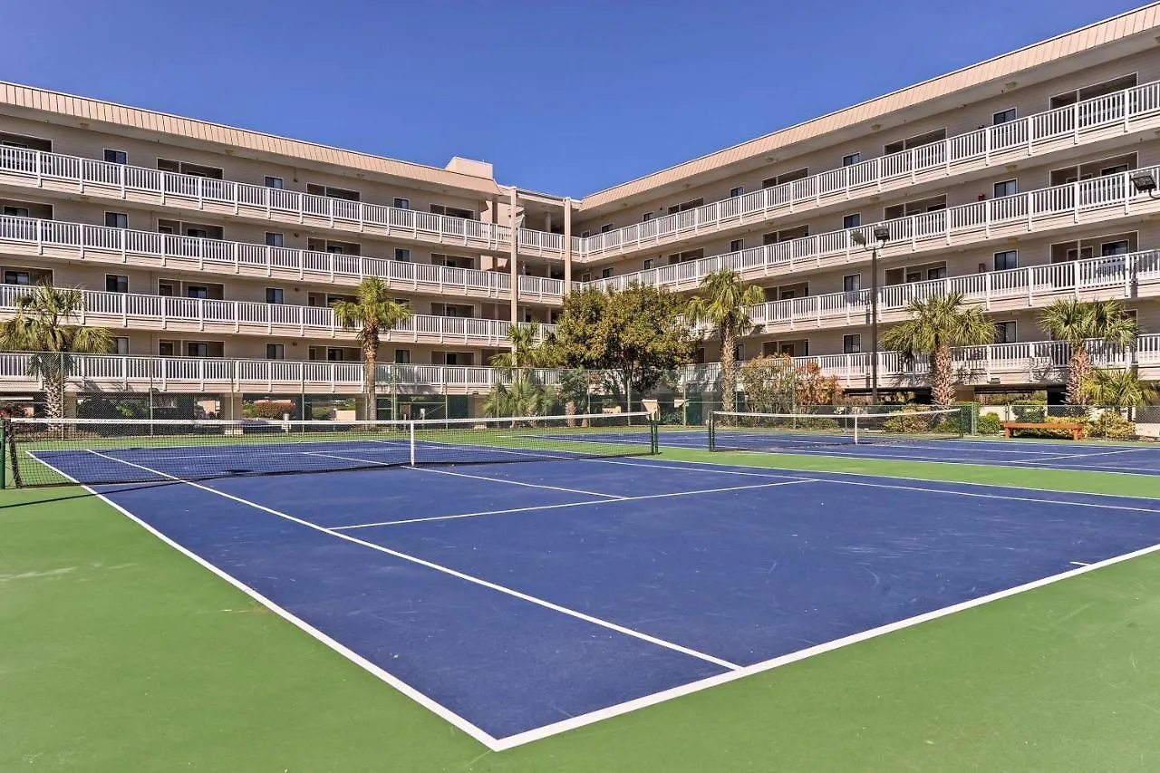 Modern Hilton Head Escape With Pools And Tennis *