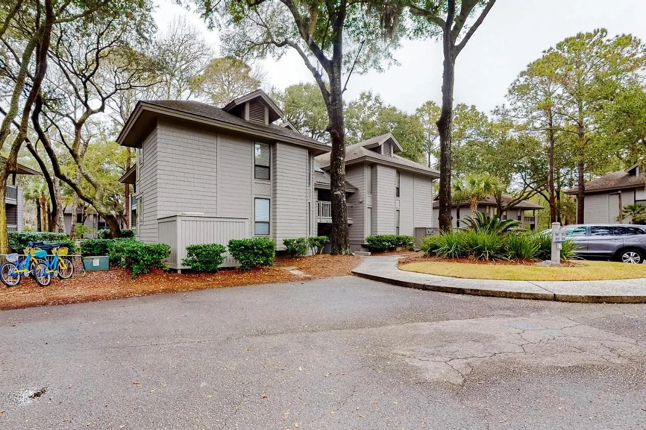Centre Court 7832 Apartment