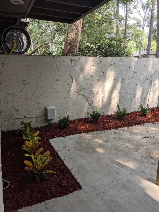 Hhi Homes Llc Bed & Breakfast *