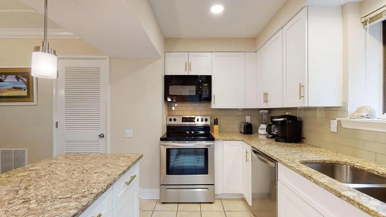 48 Water Oak * Hilton Head Island