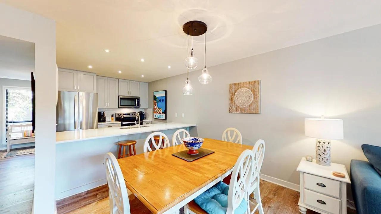 7576 The Moorings Villa