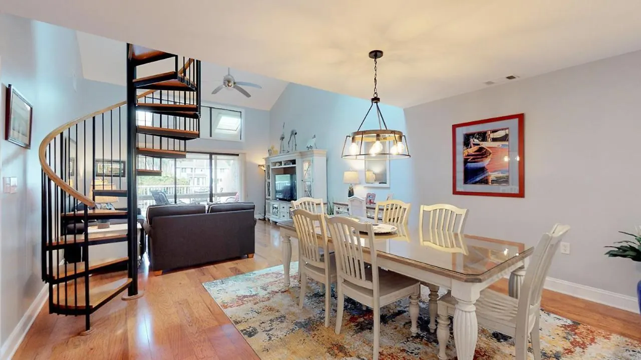 495 Captains Cove Villa