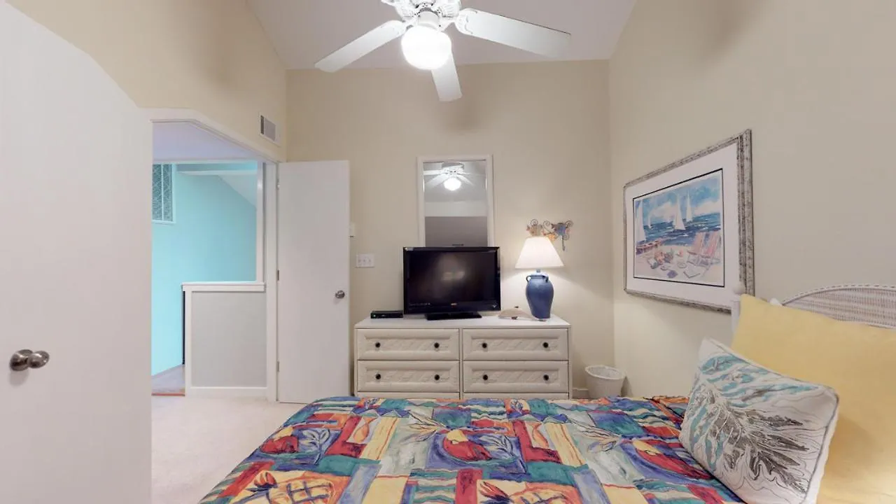 495 Captains Cove *