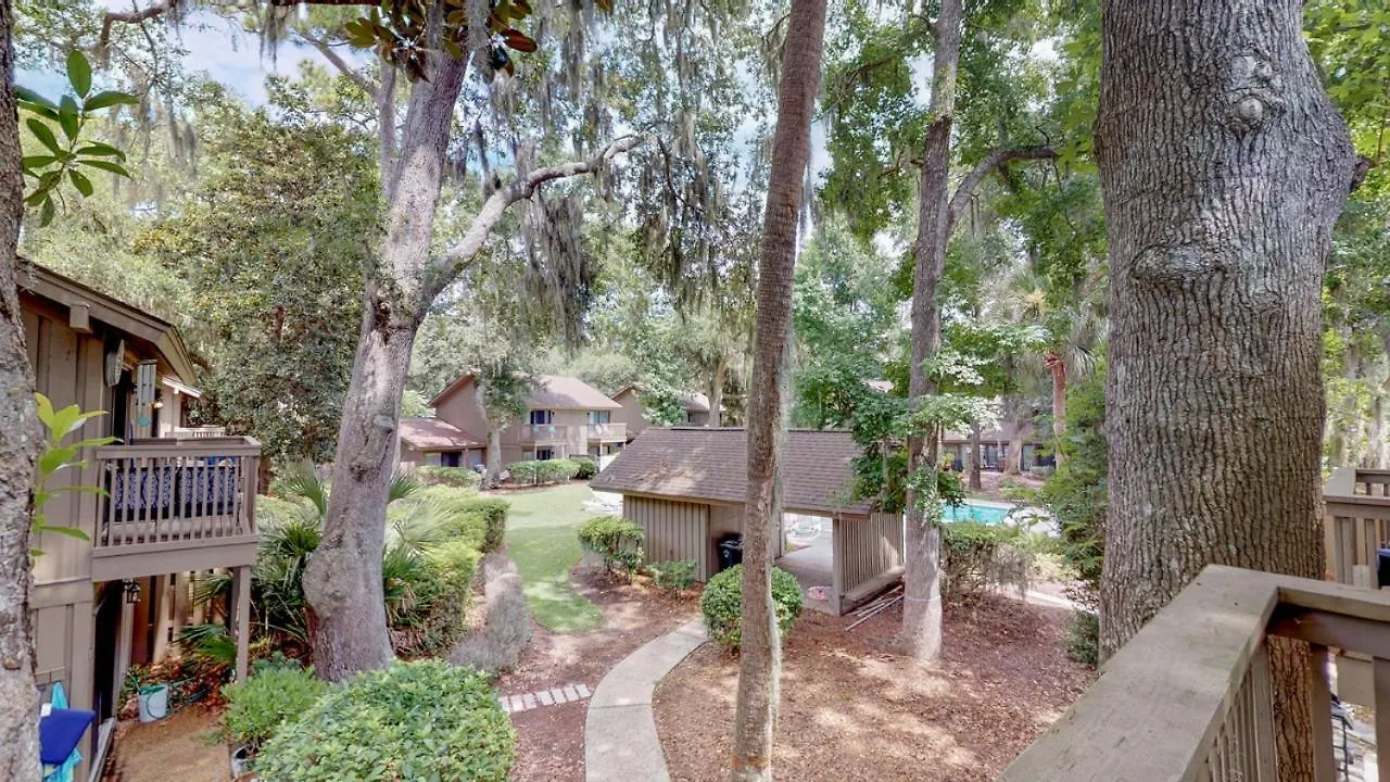 48 Water Oak * Hilton Head Island