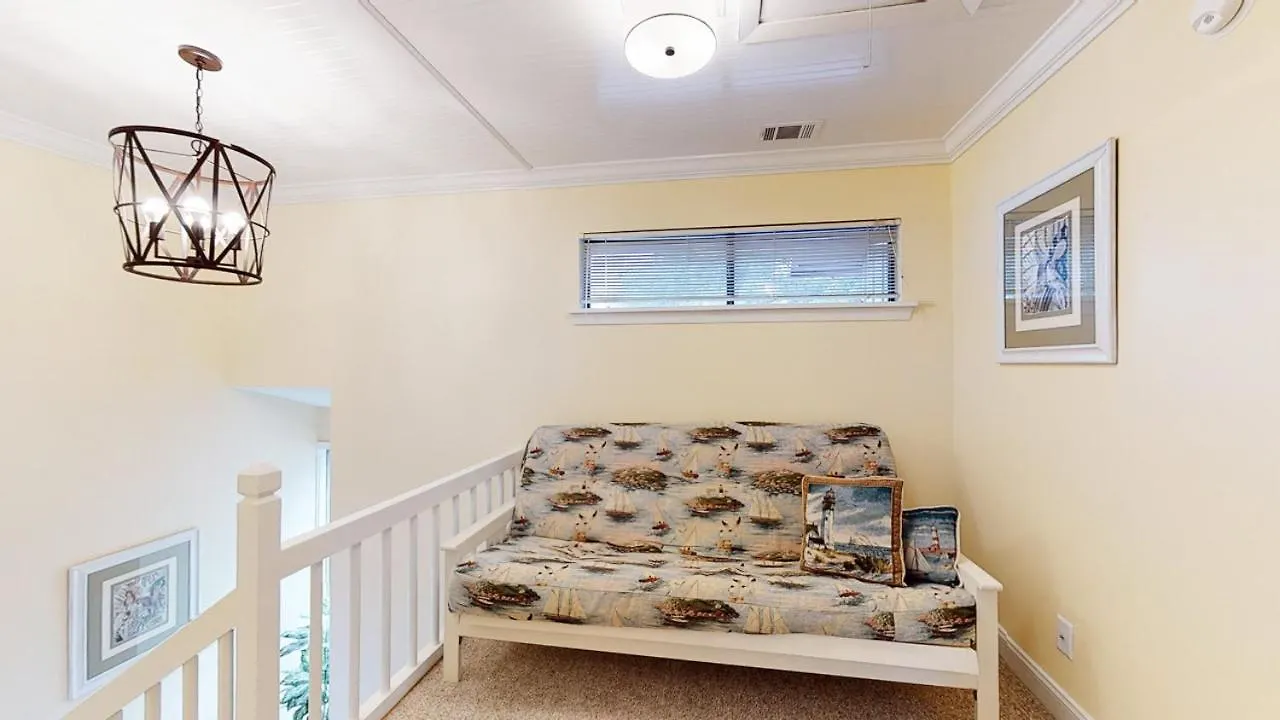 48 Water Oak * Hilton Head Island