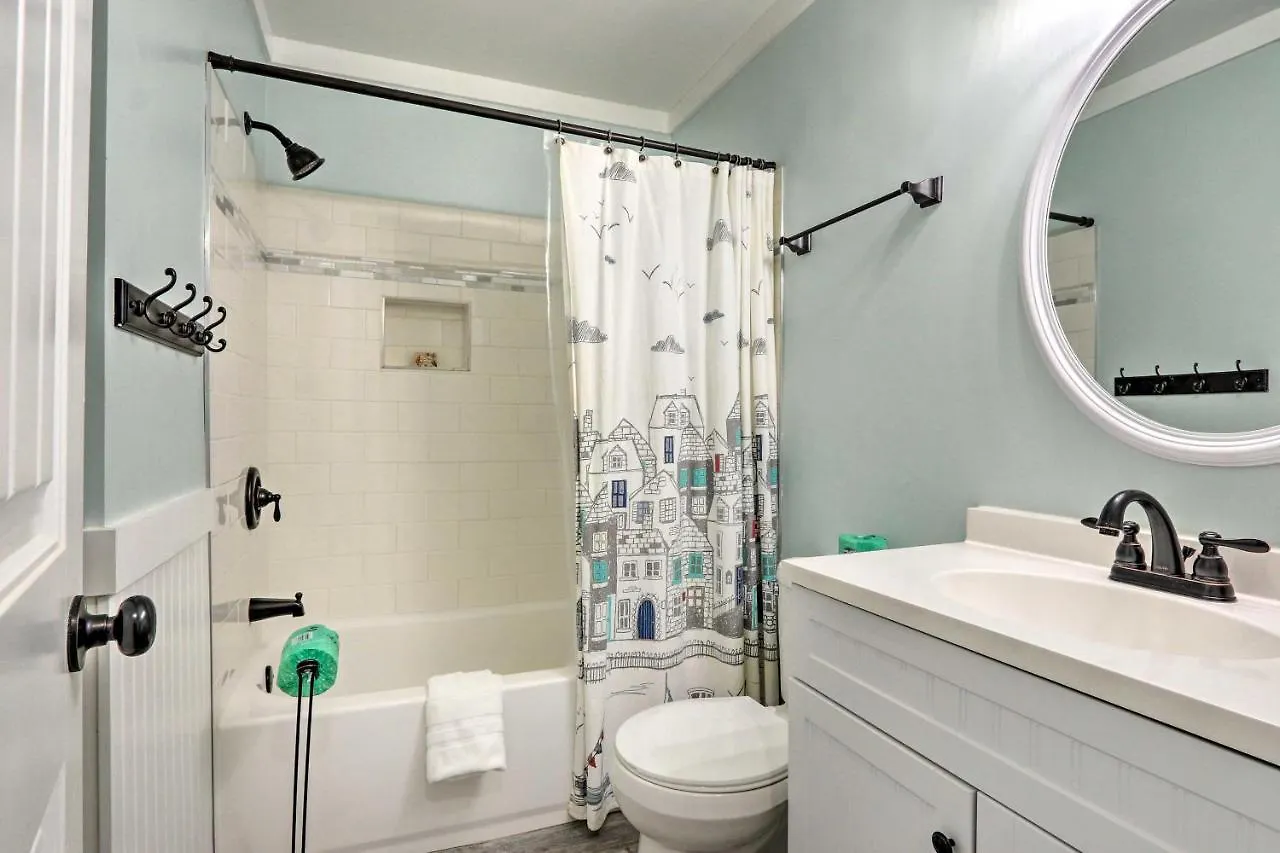Apartment Bright On 50-acre Hilton Head Resort! *