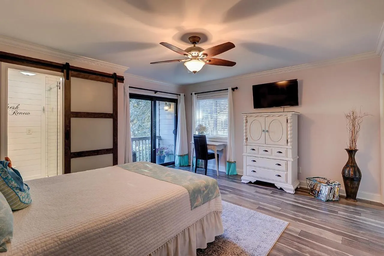 19 Sailmaster 3 Bedroom Shipyard Pool 度假居 *
