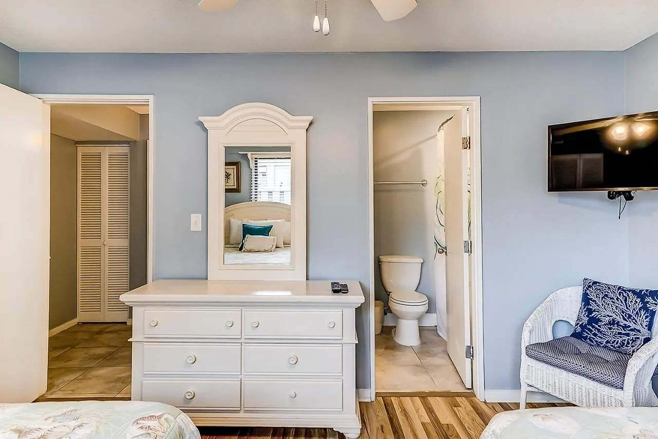 Apartment 4 Bed 2 Bath In Queens Grant Hilton Head Island