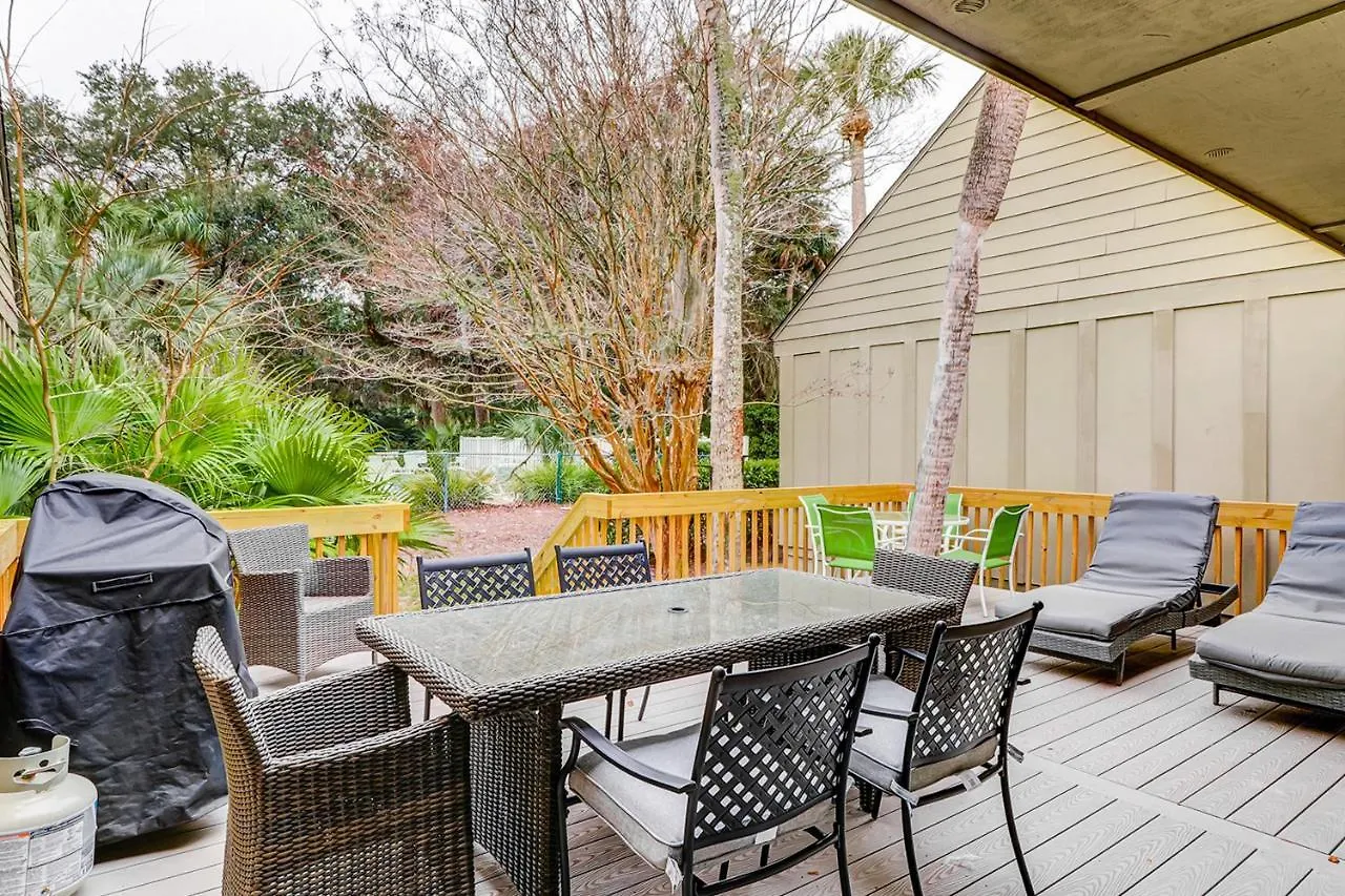 4 Bed 2 Bath In Queens Grant Apartment *
