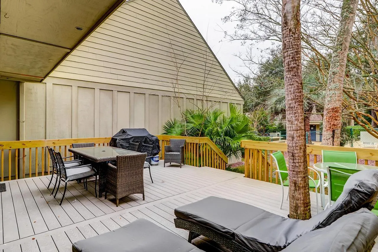 Apartment 4 Bed 2 Bath In Queens Grant Hilton Head Island