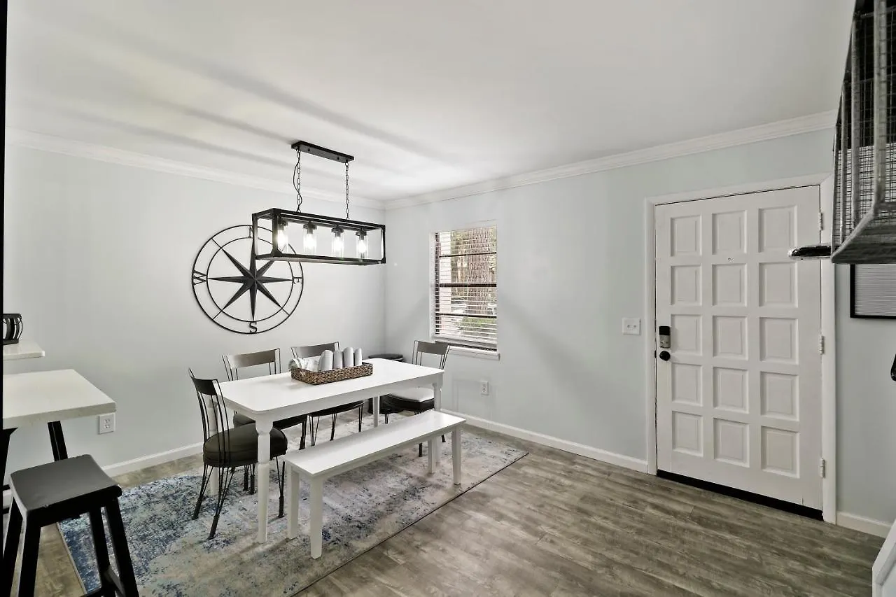 #49 Cheerful 2 Bdr With Pool & Assigned 2 Parking Hilton Head Island