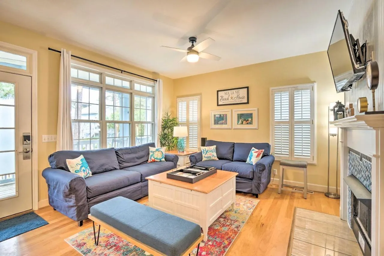 Beautiful Hilton Head House 5 Min Walk To Beach! Holiday home Hilton Head Island