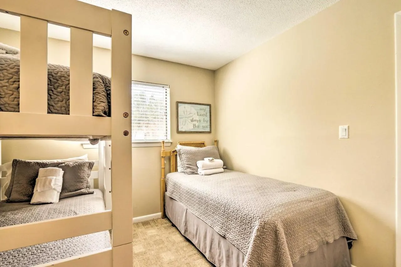 Hilton Head - Walk To Folly Field Beach! Apartment *