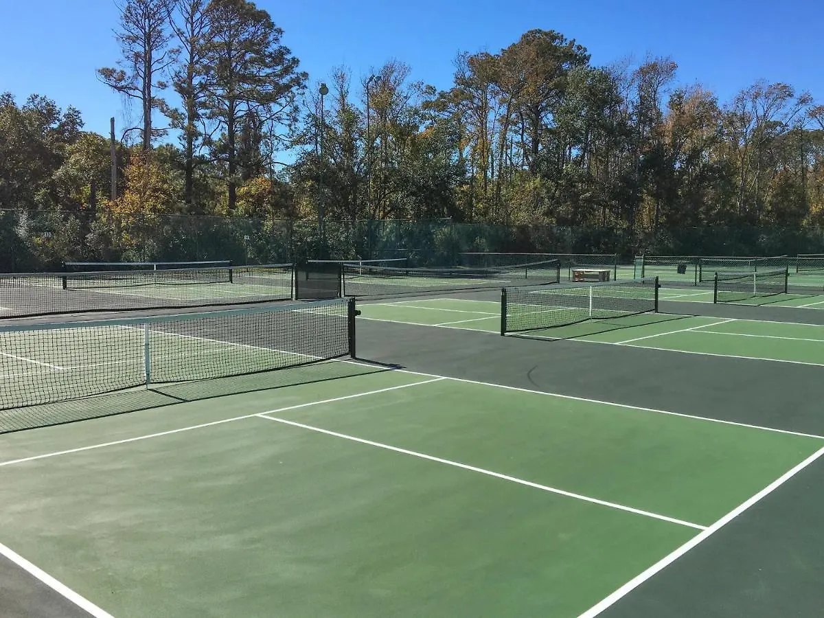 Luxury Beach With Amazing Amenities Biggest Pool On Hhi Beach Tennis * Hilton Head Island