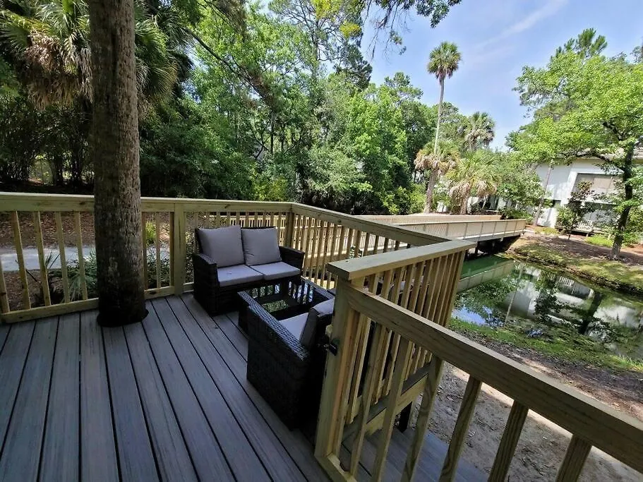 Villa Contemporary Bliss-newly Renovated Cozy Hilton Head Island