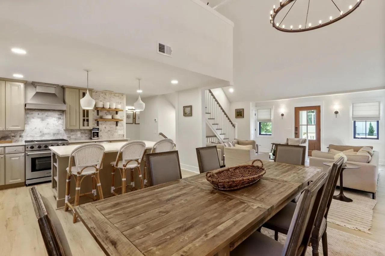 2 Driftwood Lane * Hilton Head Island