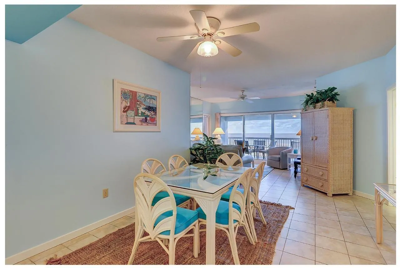 512 Barrington Court Villa