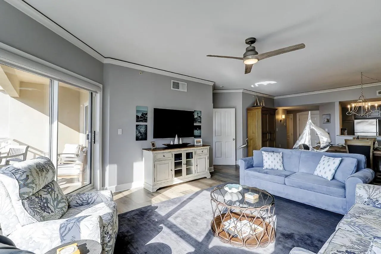 5504 Hampton Place * Hilton Head Island
