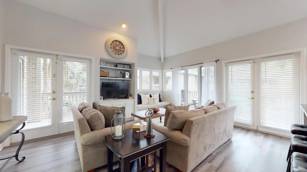 Villa 1766 Saint Andrews Commons *