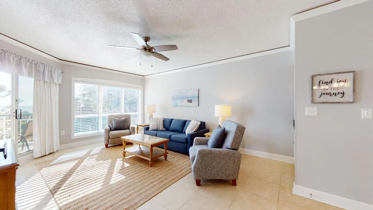Villa 3303 Windsor Court *