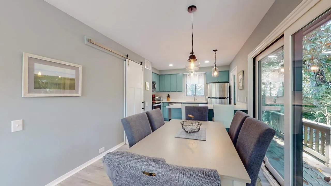 11 Water Oak Villa *