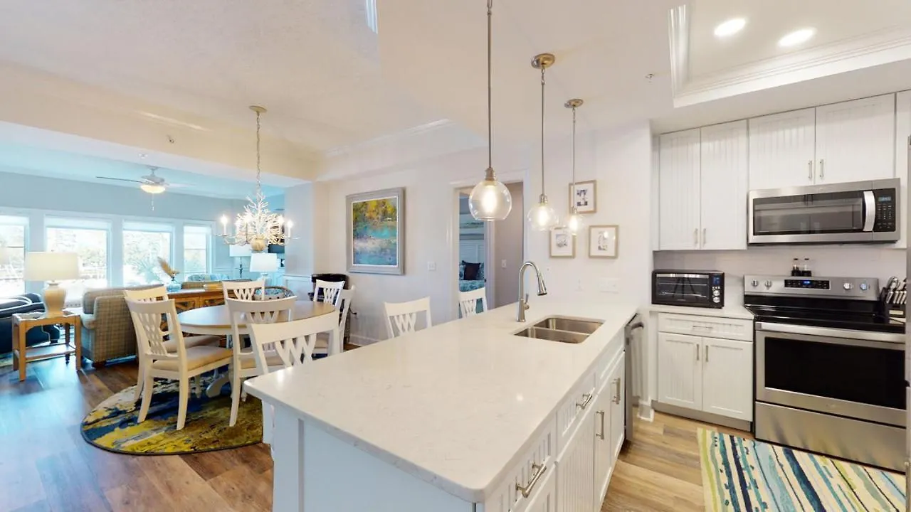 210 Mainsail Villa