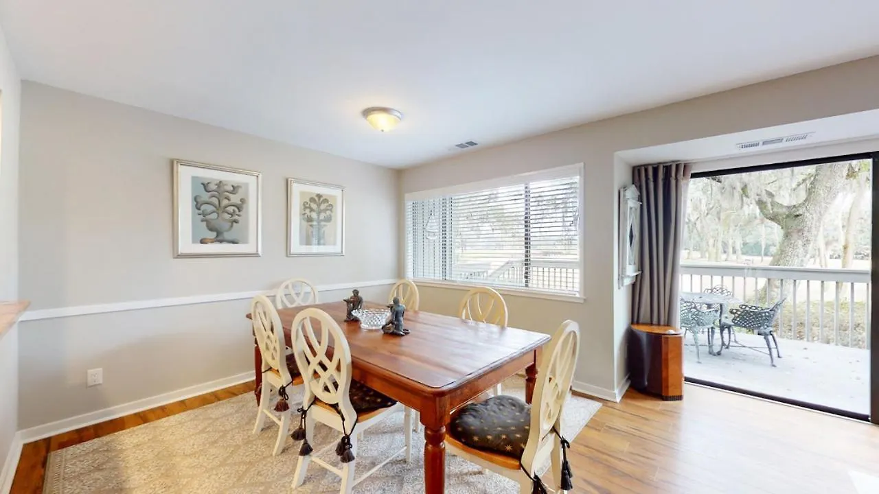 910 Inverness Village * Hilton Head Island