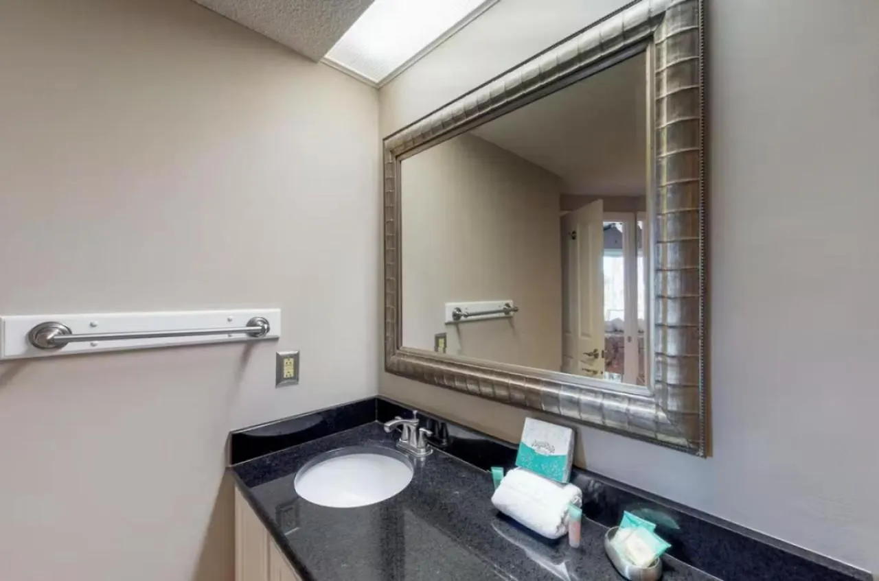 Vila 110 Windsor Place *