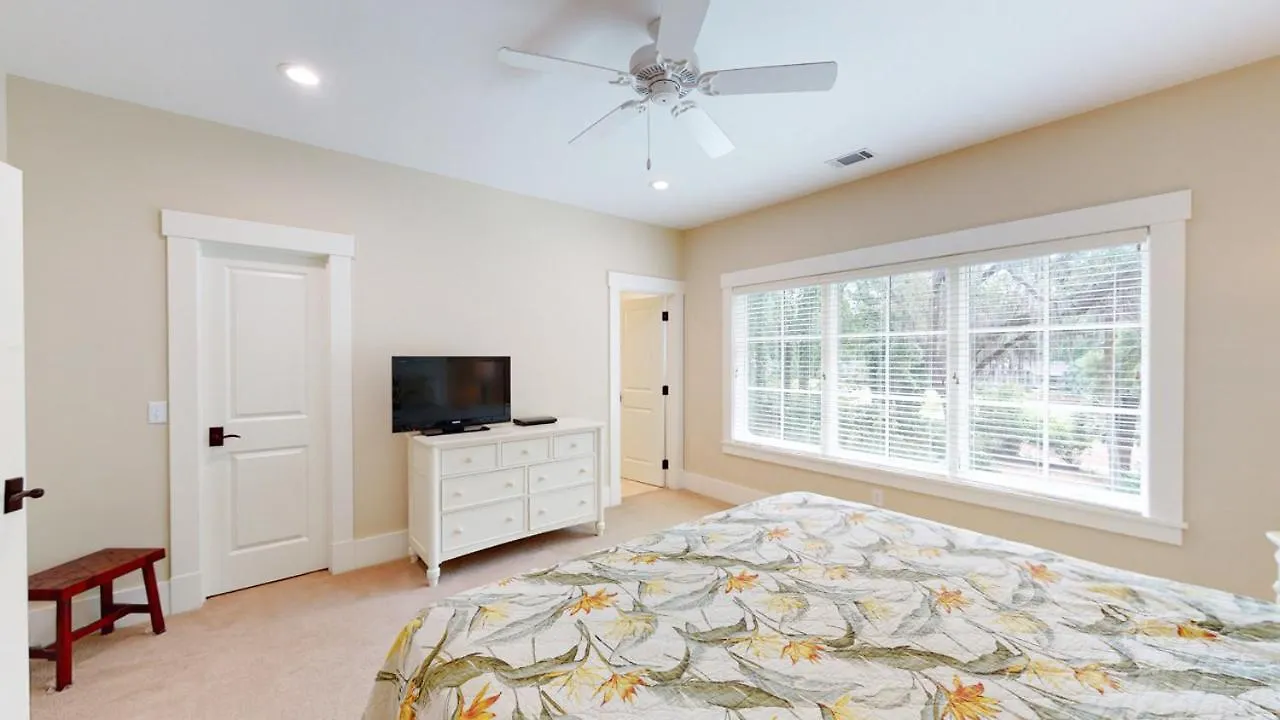 7 Sea Lane * Hilton Head Island