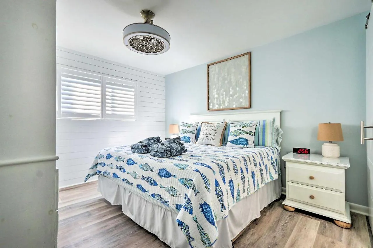 Modern Hilton Head Escape With Pools And Tennis Apartment *