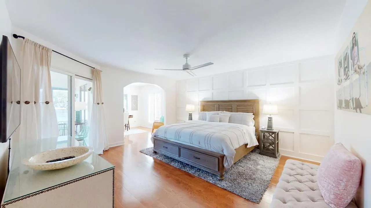 22 Full Sweep Holiday home