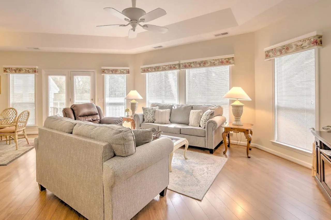 Quaint Hilton Head With Pool And Hot Tub Access!
