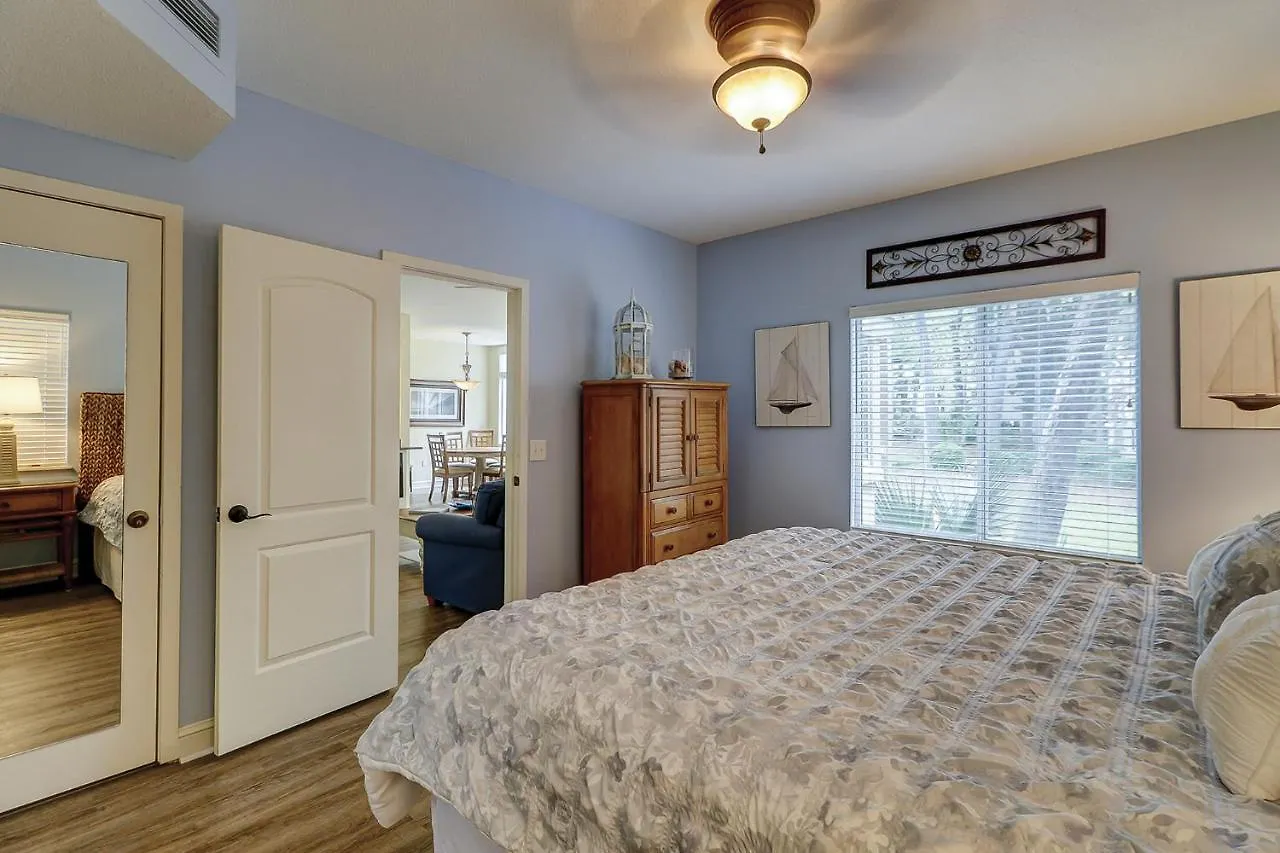 Vila 610 Barrington Park *