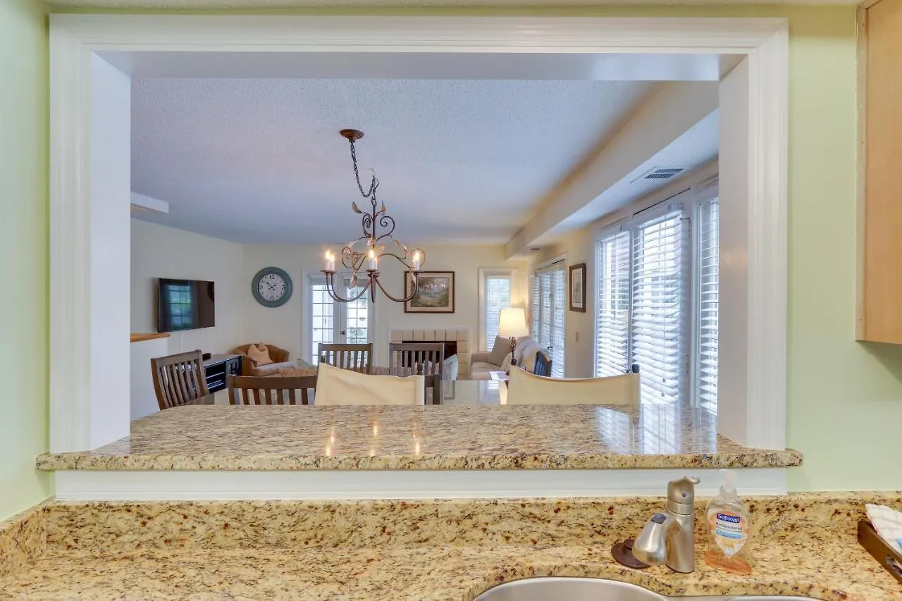 Family-friendly Evian Near Beach! Hilton Head Island