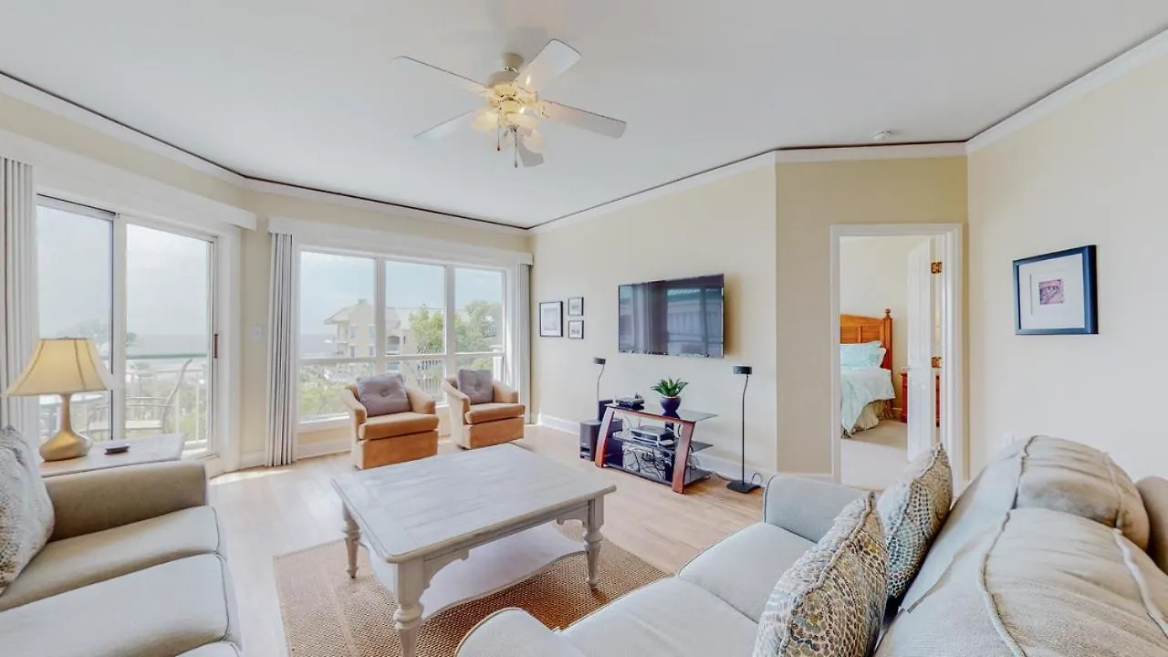 3502 Windsor Court South Villa