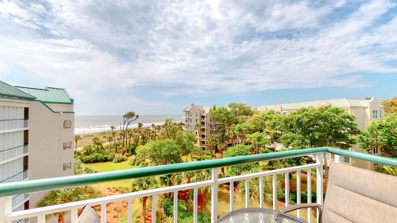 Villa 3502 Windsor Court South *