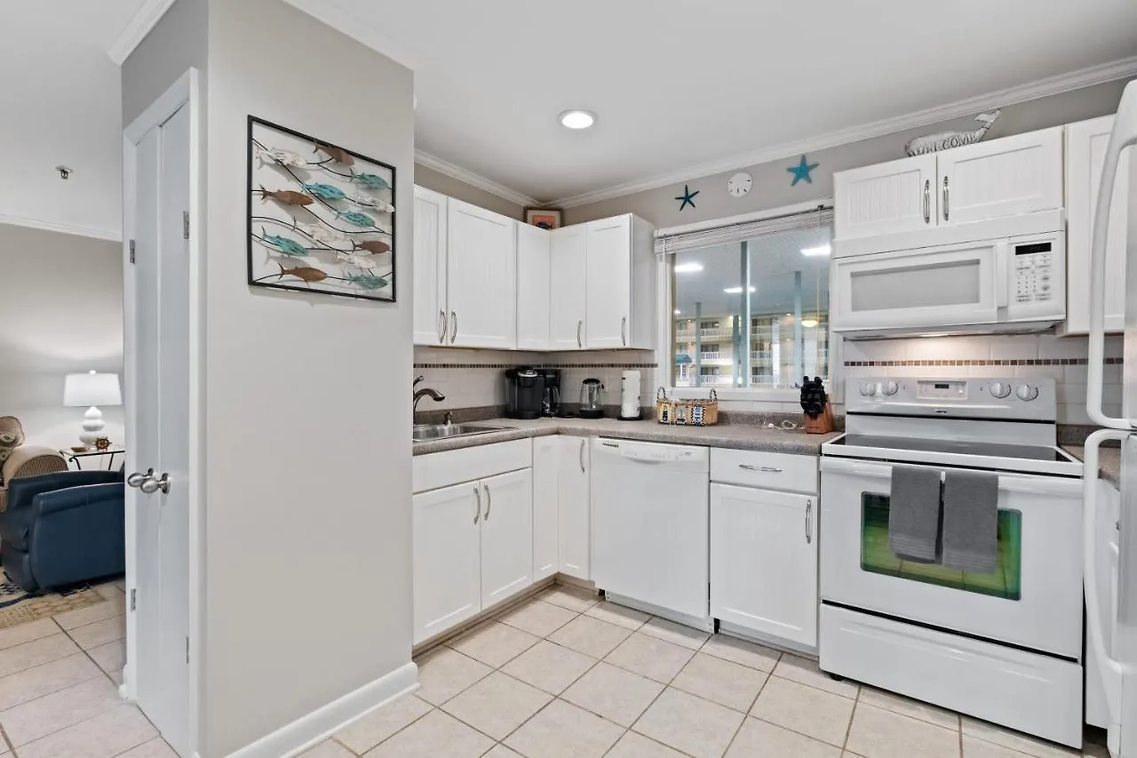 Beachfront Family In Hilton Head, Near Golf! Apartment