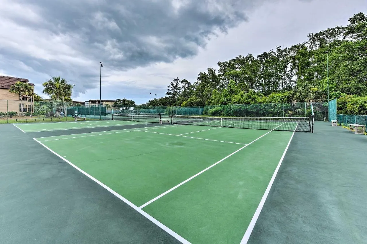 アパート Hilton Head With And Pool Access!