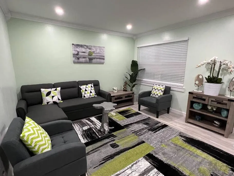 Tranquility In Paradise- 2 Bedroom W/parking *