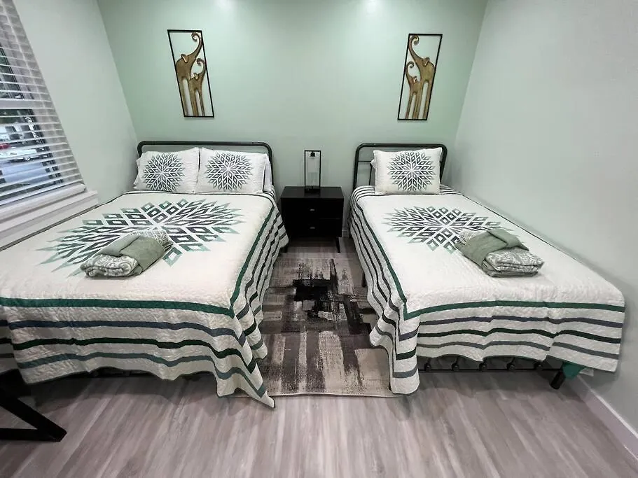 Tranquility In Paradise- 2 Bedroom W/parking Villa *