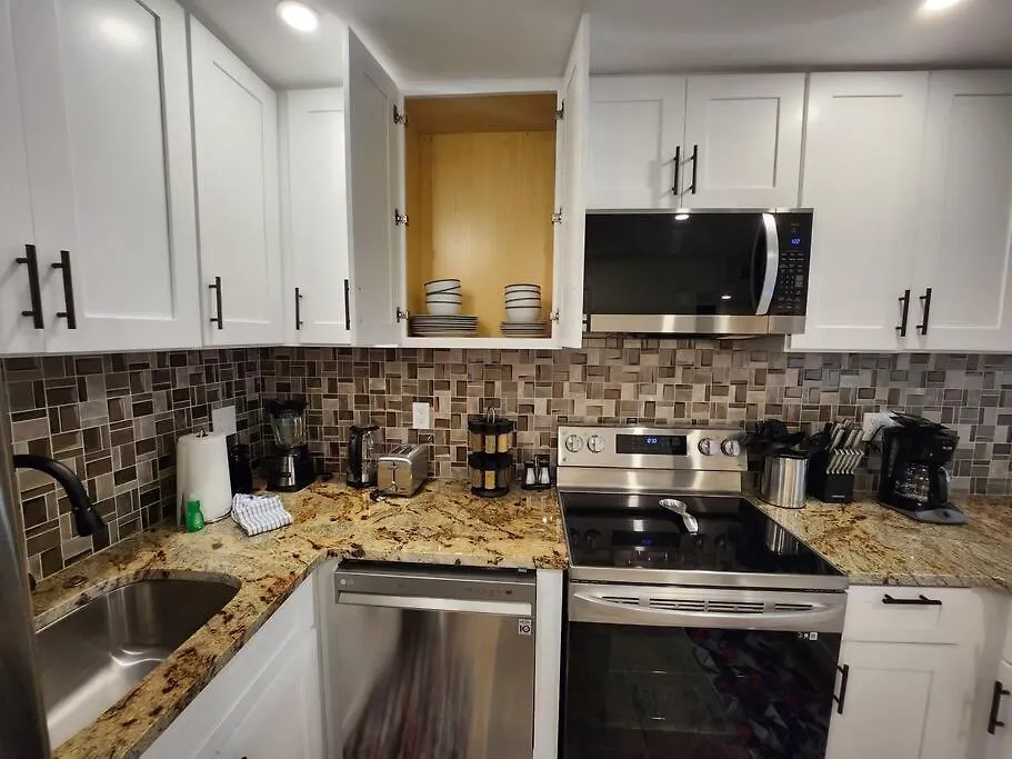 Classy & Comfortable Condo! Apartment Hilton Head Island