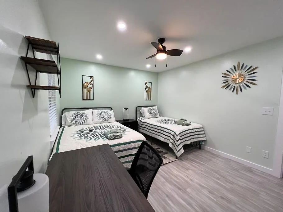 Tranquility In Paradise- 2 Bedroom W/parking Villa