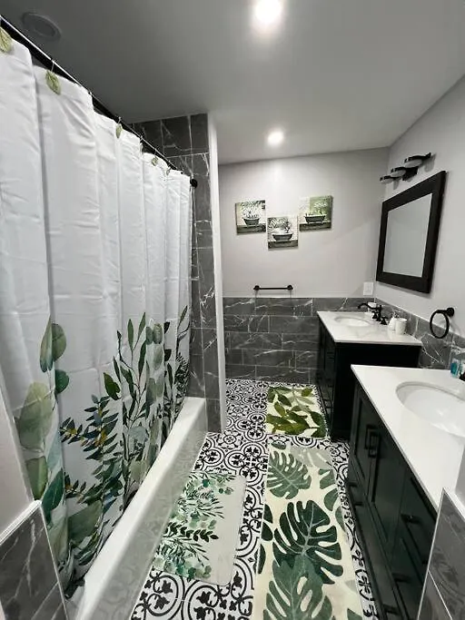 Villa Tranquility In Paradise- 2 Bedroom W/parking