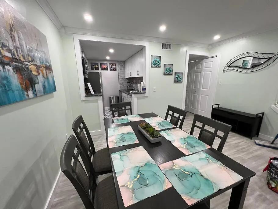 Villa Tranquility In Paradise- 2 Bedroom W/parking *