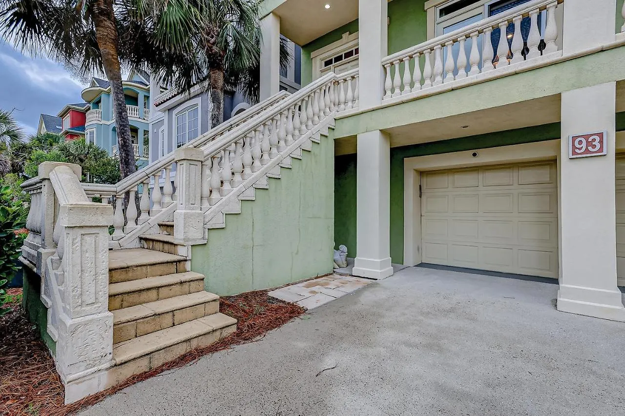Sea Pointe Holiday home