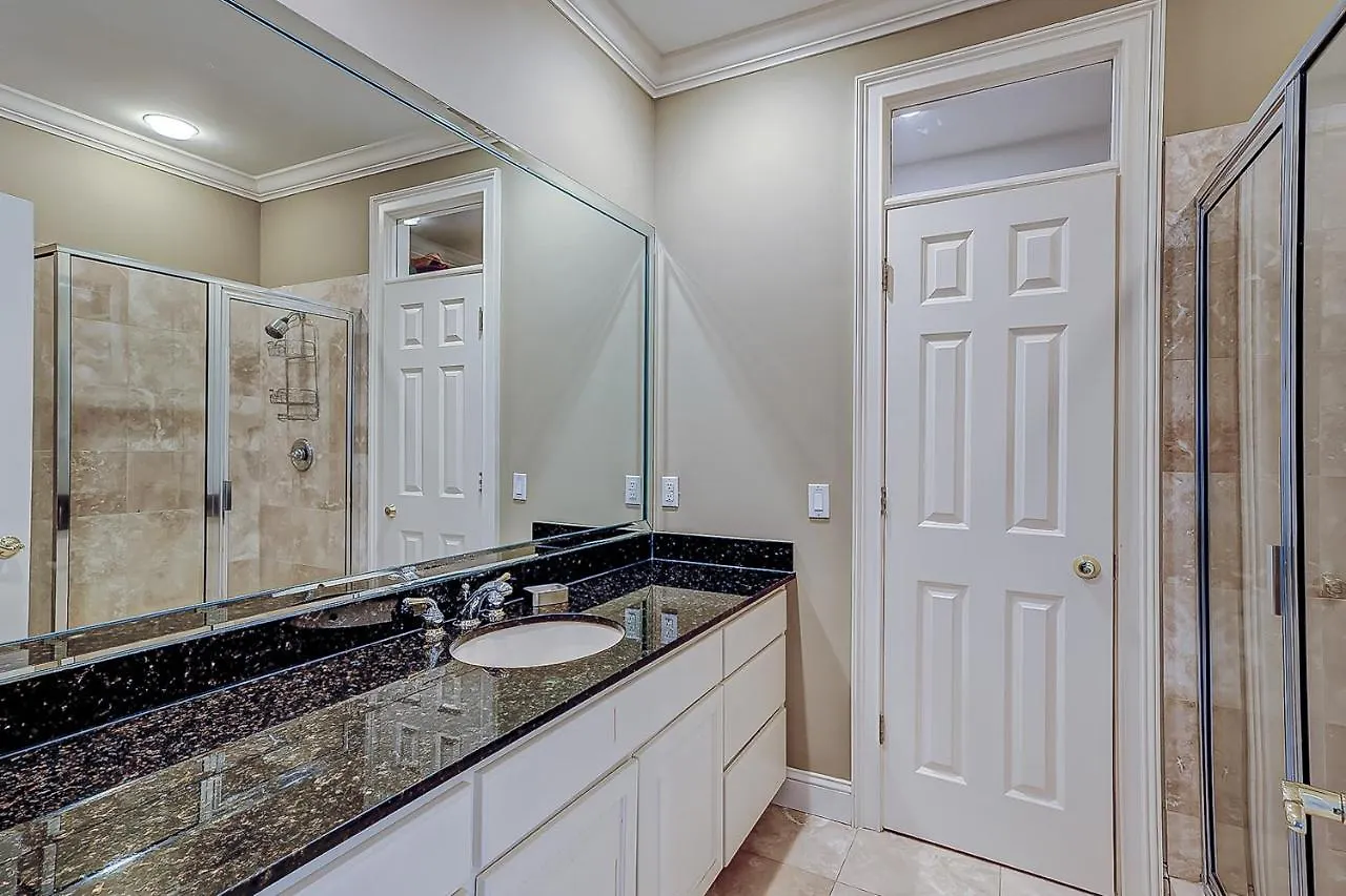 Sea Pointe Holiday home