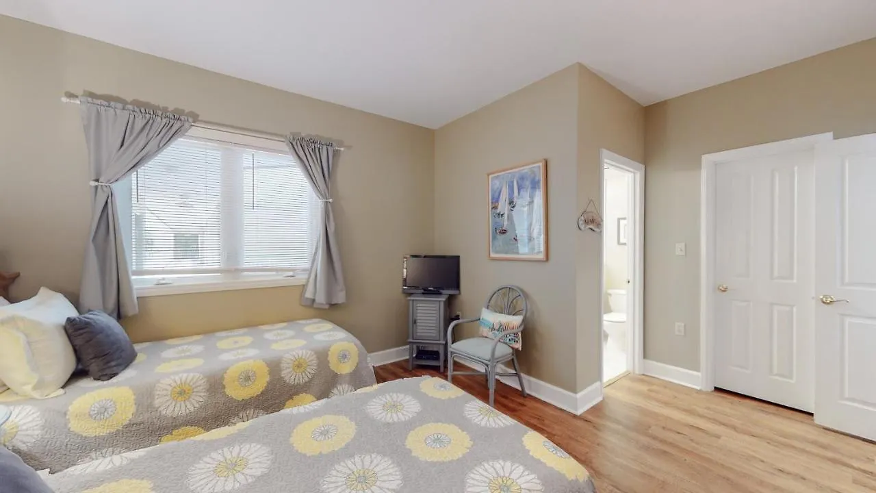 203 Windsor Place *